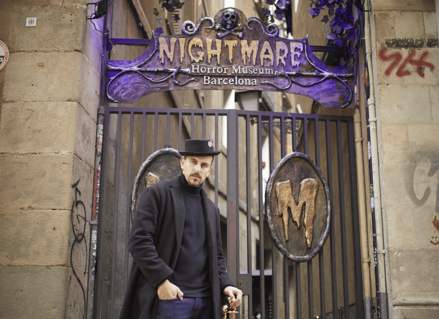 Barcelona: Nightmare Horror Museum Maze Entry Ticket - Arrival and the Spooky Waiting Area Before the Maze