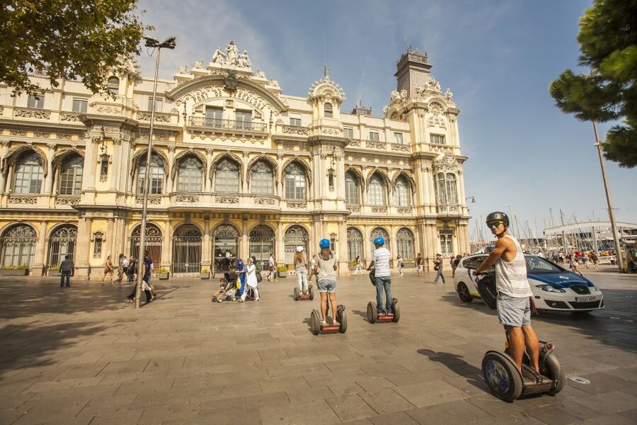 Barcelona: Old Port and Gothic Quarter Guided Segway Tour - Why This 1-Hour Segway Route Works So Well