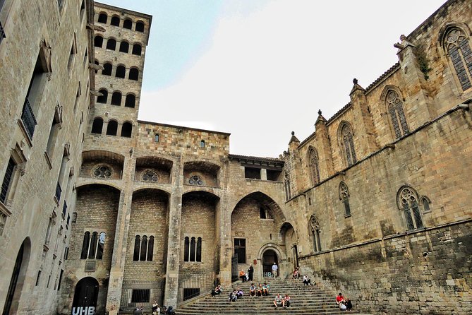 Barcelona Old Town & Gothic Quarter Small Group Tour - Value for $22.15: What You Get for the Time