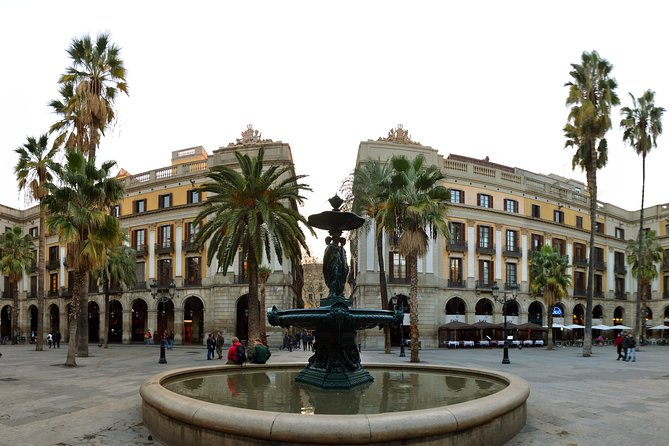 Barcelona Old Town Night Small Group Tour with Tapas & Flamenco - Price and Value: Why This Costs Less Than It Seems to Include