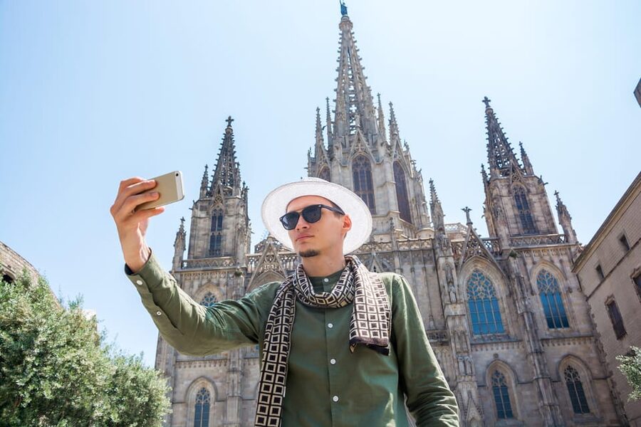 Barcelona: Old Town Walking Tour with Optional Casa Batlló - Value check: is this $18 old-town walk a good deal?
