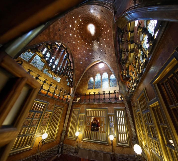 Barcelona: Palau Güell by Gaudí Entrance Ticket - Getting in smoothly, using your voucher, and timing your day