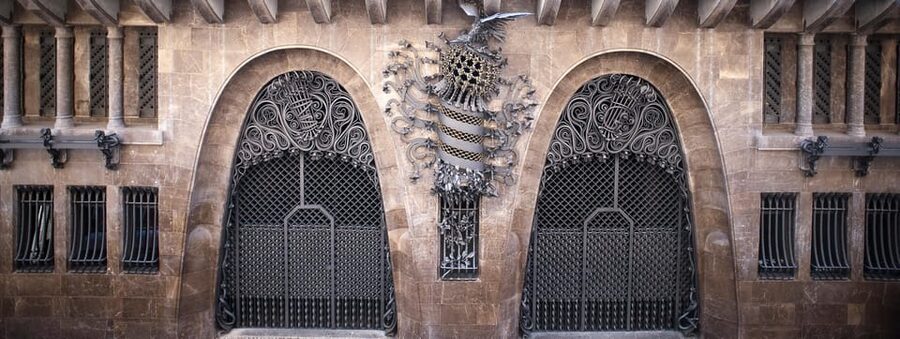 Barcelona: Palau Güell by Gaudí Entrance Ticket - How long to plan and how to pace the audio guide