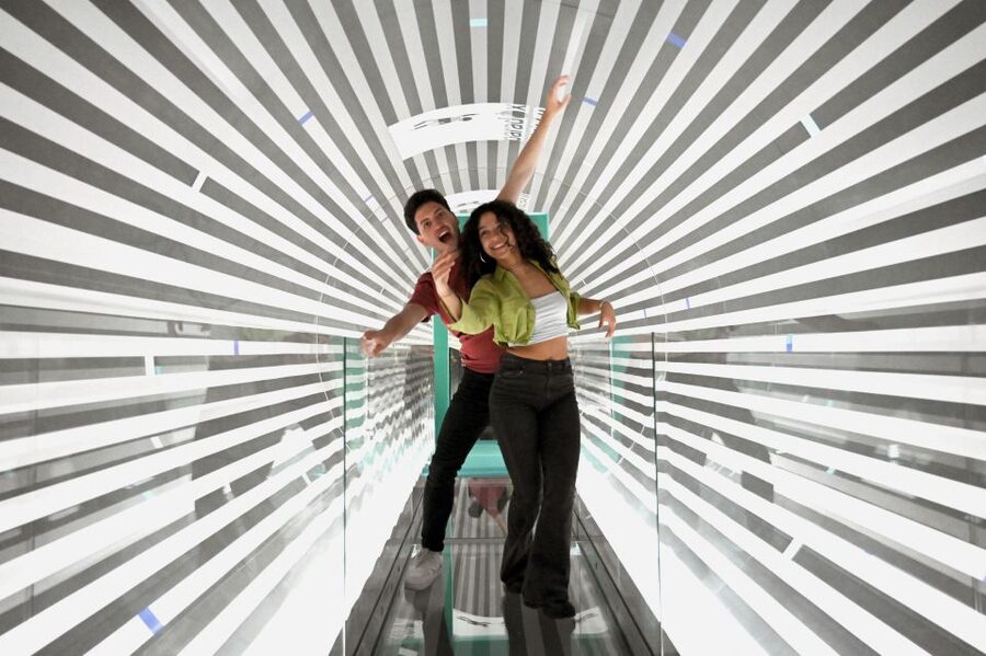 Barcelona: Paradox Museum Entry Ticket - Photo points, staff help, and how to get your best shots
