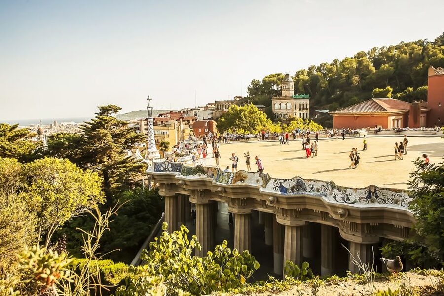 Barcelona: Park Güell Admission Ticket - Arriving at Park Güell: the entrance details that save your legs