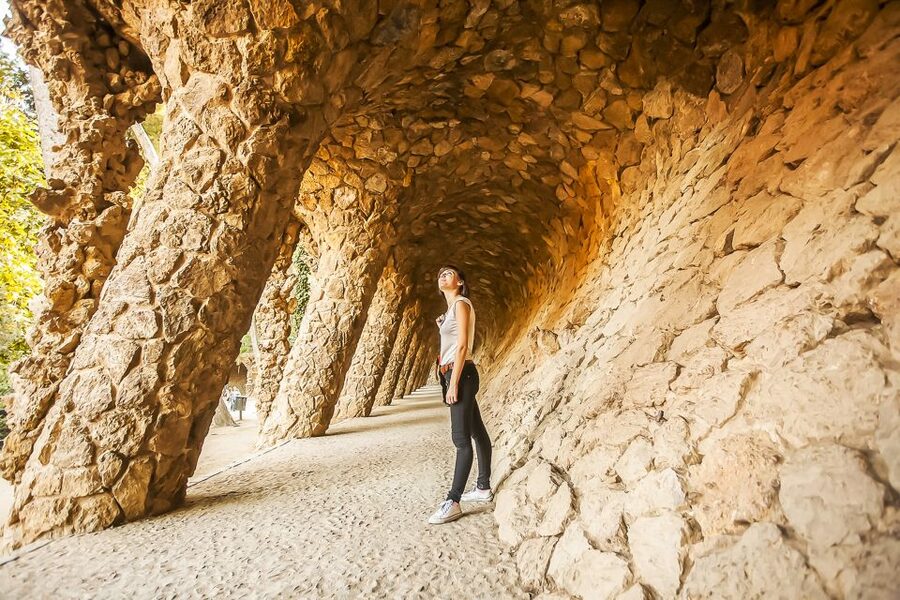 Barcelona: Park Güell Admission Ticket - Timed tickets and free wandering: how to structure your visit