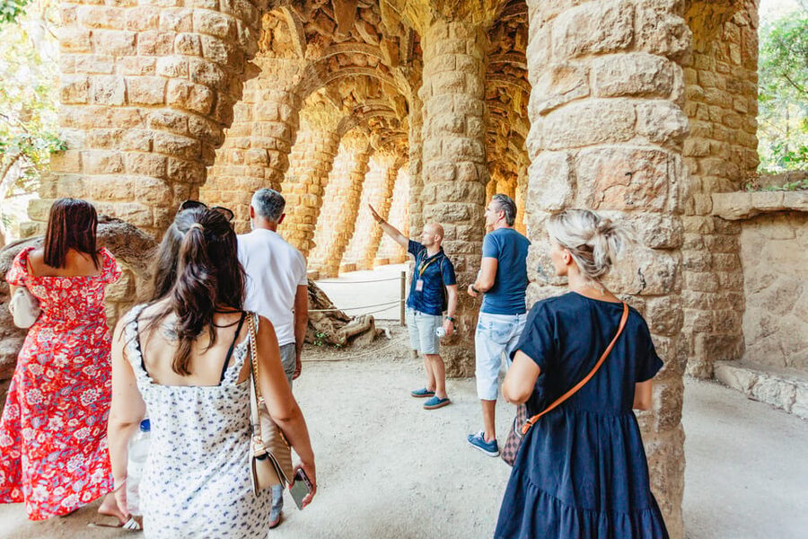 Barcelona: Park Güell Guided Tour & Priority Access - Why Park Güell Feels Worth Your Time (Even If You Like Short Visits)