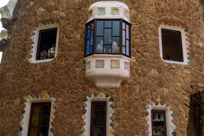Barcelona: Park Güell Guided Tour & Tickets with Fast-Track Entry - What You See at Gaudí House Museum (and What You Don’t)