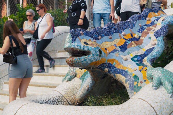 Barcelona: Park Güell Guided Tour & Tickets with Fast-Track Entry - The Small-Group Feel and Headsets That Actually Help