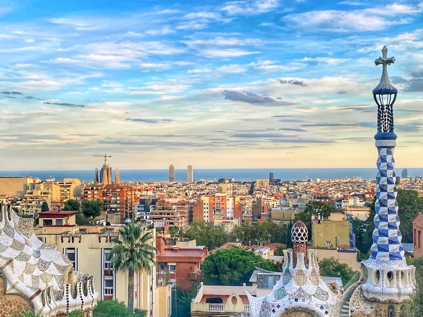 Barcelona: Park Güell Guided Tour with Entry - Park Güell, turned from tickets into a focused visit
