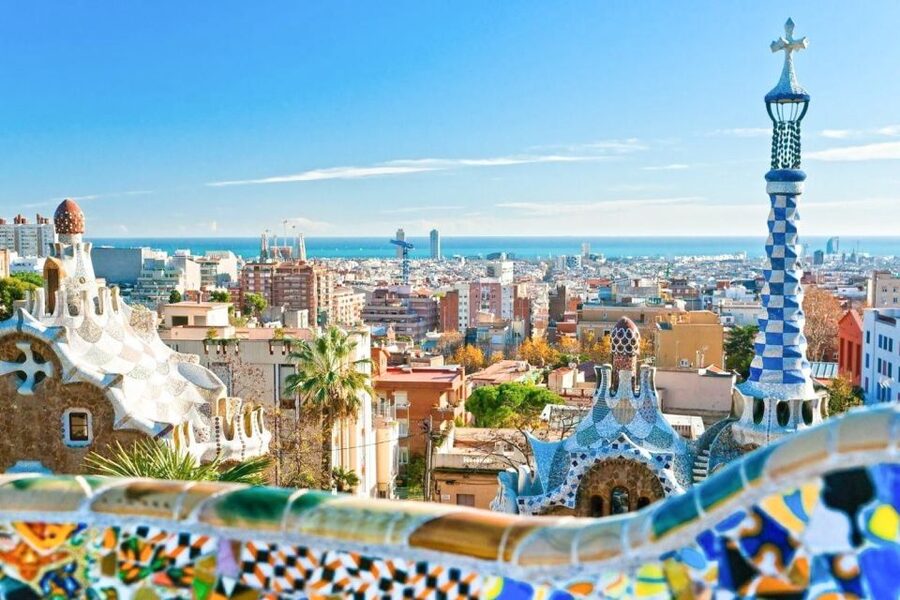 Barcelona & Park Güell: Private Half-Day Tour with Pickup - Port Vell and the waterfront moments you get without the crowds