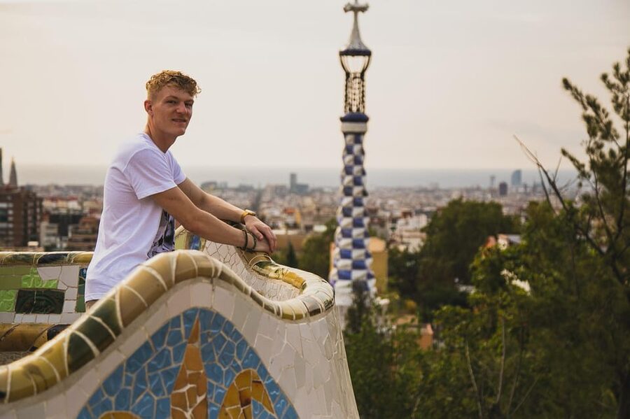 Barcelona: Park Güell Private Photography Experience - Price and Value: $37 Per Group vs. Paying for a Ticket