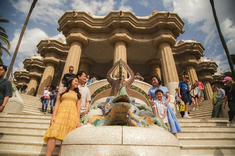 Barcelona: Park Güell Private Photography Experience - Turning Park Güell Into Photo Memories, Not Just Snapshots