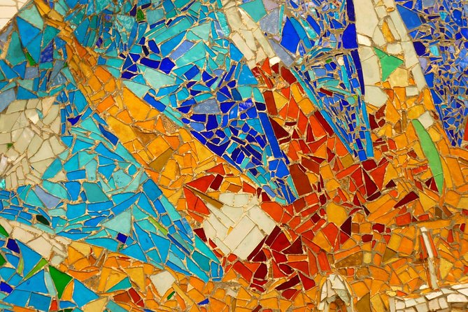 Barcelona: Park Guell Skip the Line Guided Tour - Meeting point on Ctra. del Carmel: how to avoid the wrong entrance headache