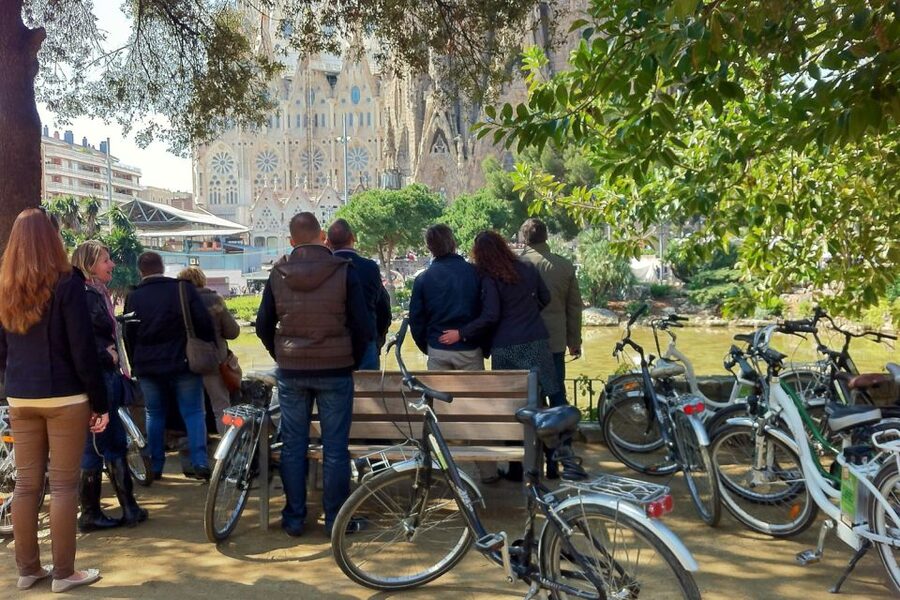 Barcelona: Personalized Private E-Bike Tour - Why an electric private bike works so well in Barcelona