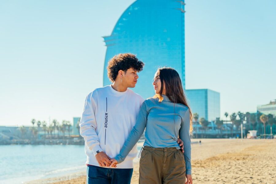 Barcelona Photo Experience: famous landmarks or the beach! - Practical tips to look good without trying too hard