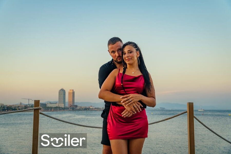 Barcelona Photo Experience: famous landmarks or the beach! - Should you book this Barcelona photo experience?