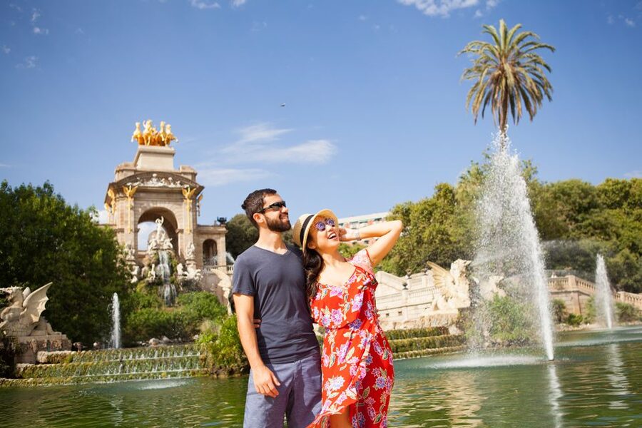Barcelona: Photoshoot Tour Old Town - Price and Value, What $56 Actually Buys You