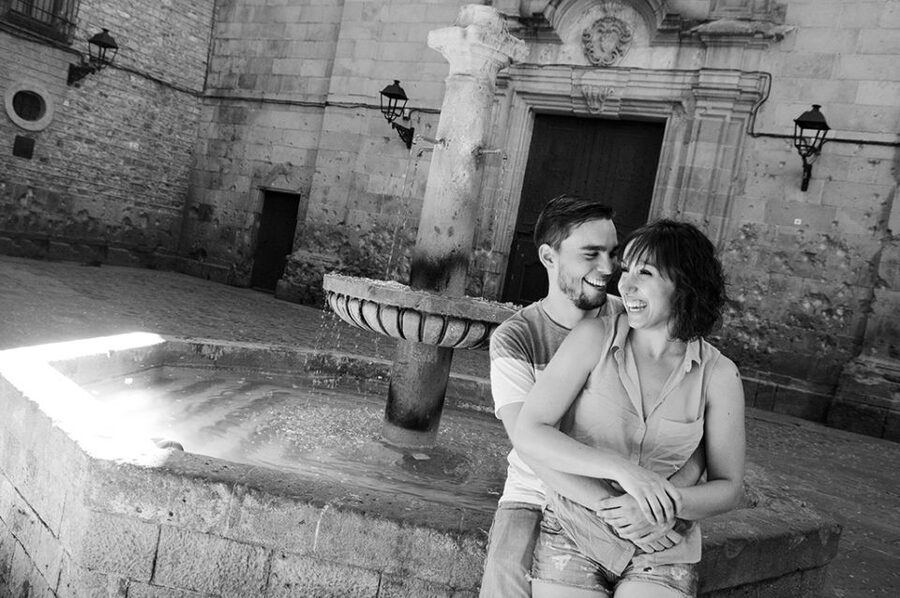 Barcelona: Photoshoot Tour Old Town - Meet at Barcelona Cathedral, Then Let the Photographer Run the Show