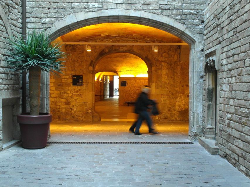 Barcelona: Picasso Museum Guided Tour - The “during his lifetime” angle, and why it changes how you view the art