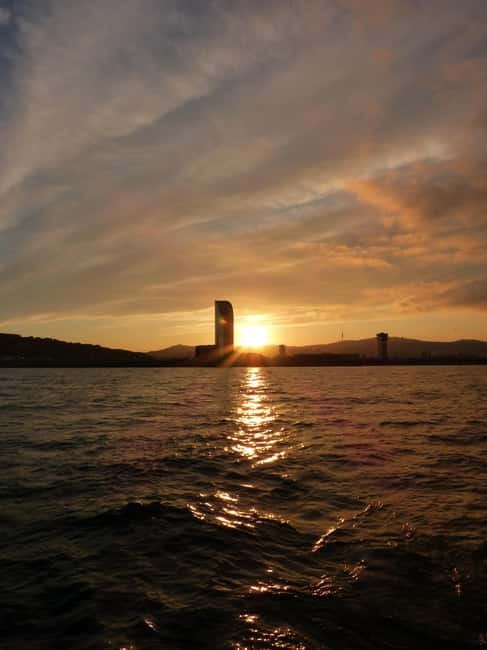 Barcelona: Premium Shared Sunset Cruise (Drinks & Snacks) - Practical Tips for the Best Evening on Deck
