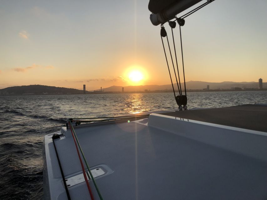 Barcelona: Private Catamaran Sailing with Drinks and Snacks - Port Olímpic check-in and that first calm start on the water