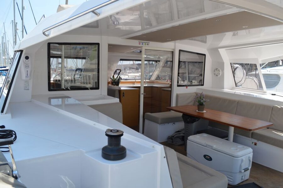 Barcelona: Private Catamaran Sailing with Drinks and Snacks - Snacks and drinks, what is included and how it changes your experience
