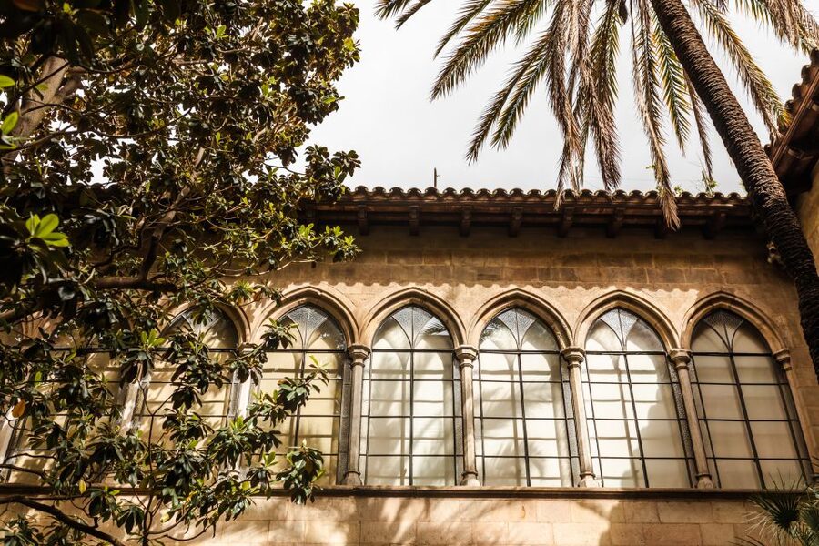 Barcelona: Private Custom Tour with a Local – Icons & Gems - Key things that make this tour worth your time