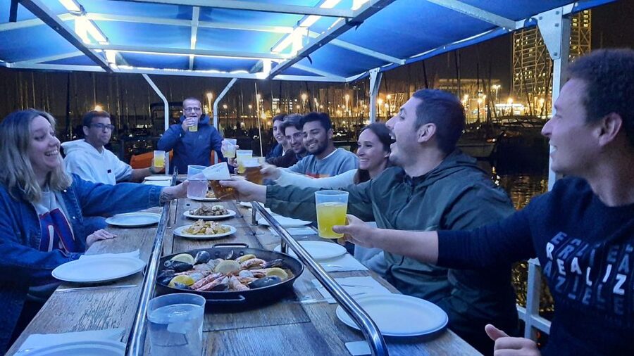 Barcelona: Private Evening Cruise with Dinner and Drinks - What happens during the cruise, from dock to skyline lights