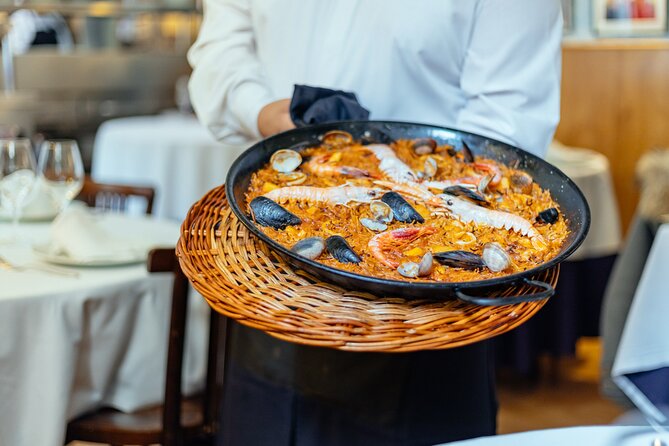 Barcelona Private Food Tour With Locals: 6 or 10 Tastings - Vegetarian options: how to get the good version, not the default version