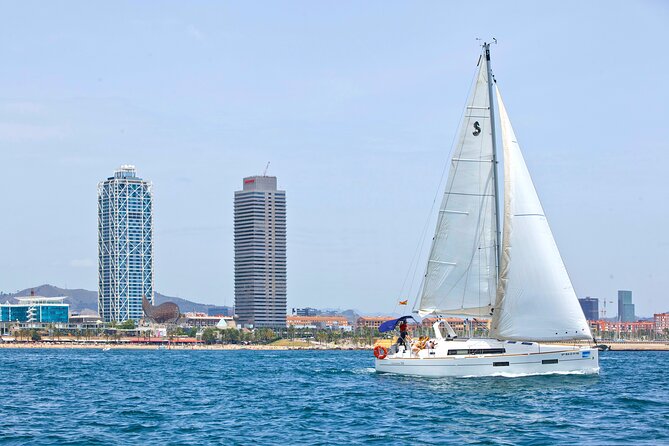 Barcelona Private Sailing with Open Bar & Snacks (max 9) - Who this private sailing day is best for