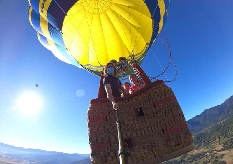 Barcelona Private VIP Balloon Flight with Pick-up Service - The 5-hour rhythm: pickup, coffee breaks, and when you actually fly