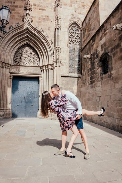 Barcelona: Professional Private Photoshoot - Potential Downsides to Keep in Mind