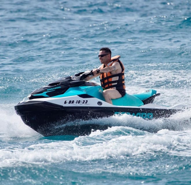Barcelona: Rent a Jetski and speed through the ocean - Meeting at Port Fòrum: the practical logistics that save your ride