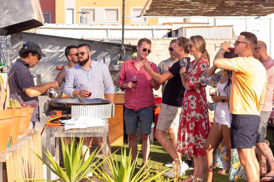 Barcelona: Rooftop Paella Cooking Class with Sangria - Weather, Clothing, and What to Bring