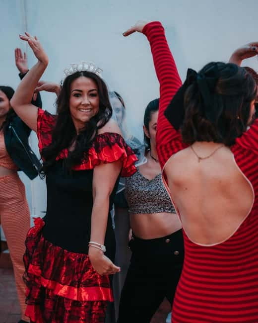 Barcelona: Rooftop Salsa Class with Bottomless Sangria - Tips to Make the Most of Your Rooftop Salsa Session