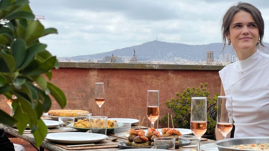 Barcelona: Rooftop Tapas and Sangria Class with a Chef - A rooftop tapas lunch in Barceloneta with Chef Alfonso