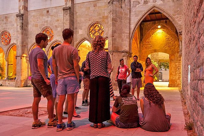 Barcelona's Dark History Night Tour - Spanish Inquisition lessons, from beliefs to punishments