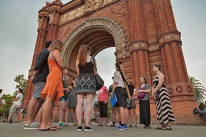 Barcelona's Dark History Night Tour - Timing, length, and what to bring for a smooth 2-hour walk