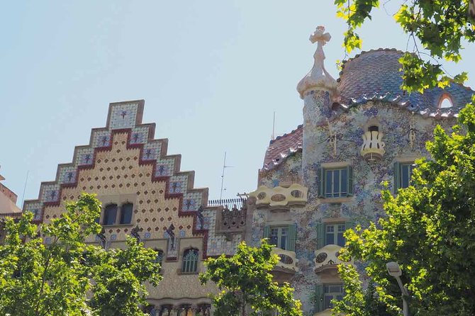 Barcelona's Original Bike Tour in English - Pace, Group Size, and Bike Comfort: Your Real Checklist