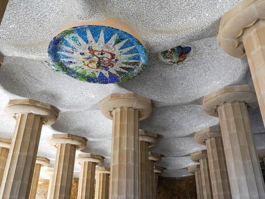 Barcelona: Sagrada Familia and Park Güell Tour - From Park to Basilica: The Architectural Story Connects