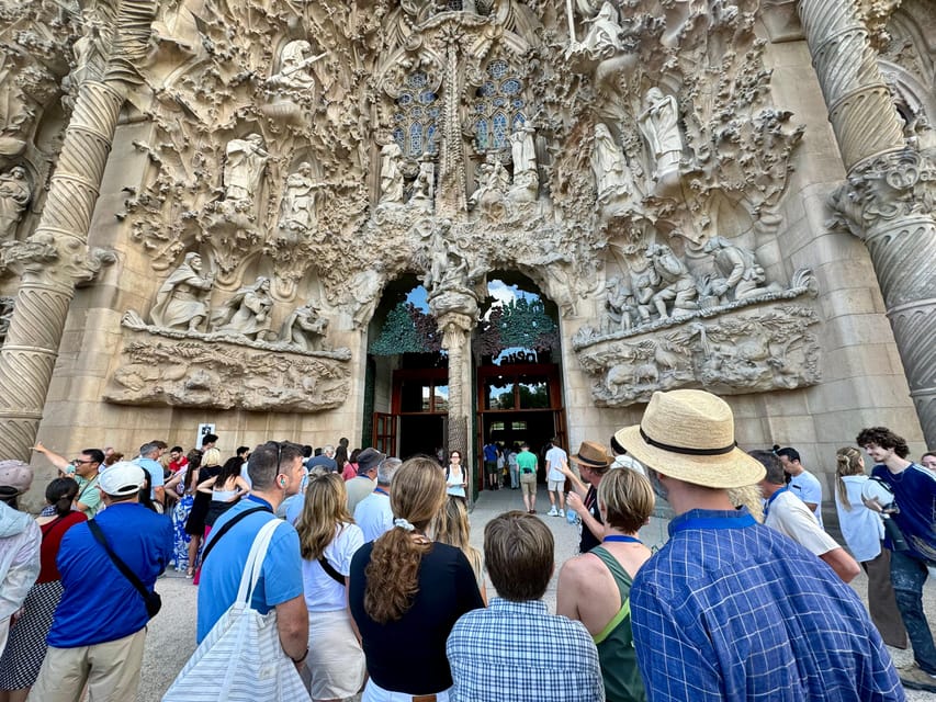 Barcelona: Sagrada Familia Entry Ticket and Guided Tour - Passion Facade contrast: pain, redemption, and harder lines