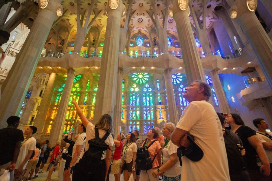 Barcelona: Sagrada Familia Fast-Track Guided Tour - The long construction story: how delays shape what you see