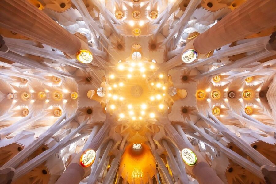 Barcelona: Sagrada Familia Guided Tour with Tower Access - Should you book this Sagrada Familia guided tour with tower access?
