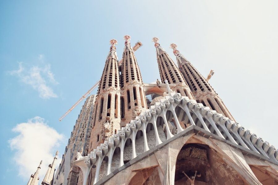 Barcelona: Sagrada Familia Guided Tour with Tower Access - Who should book this tour (and who should consider another plan)
