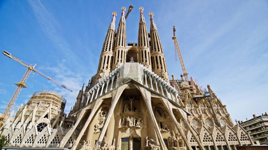 Barcelona & Sagrada Familia Half-Day Tour with Hotel Pickup - From La Rambla to Plaça de Catalunya: The City’s Main Stages