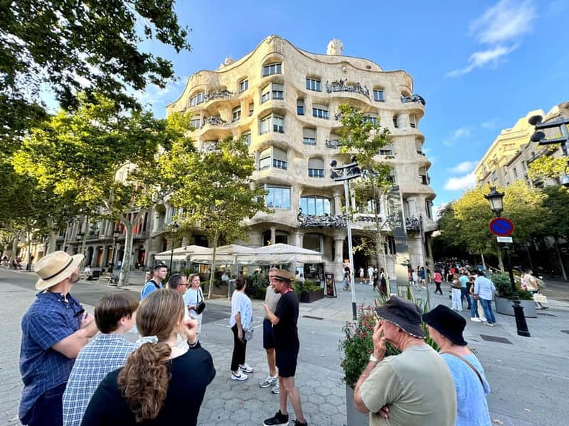 Barcelona: Sagrada Familia, La Pedrera & Cava Tasting Tour - Small-group size, timing, and clothing rules that affect comfort