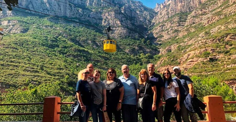 Barcelona: Sagrada Familia & Montserrat Full-Day with Pickup - A full-day Barcelona route that hits the highlights fast