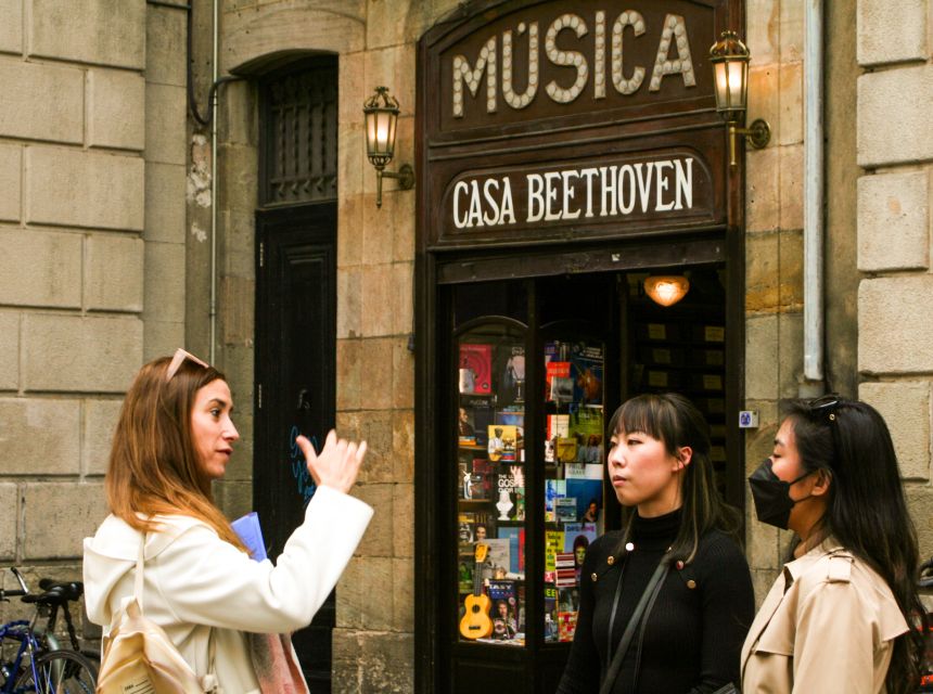 Barcelona: Sagrada Familia, Park Güell and Old Town Tour - Key things you should know before you go