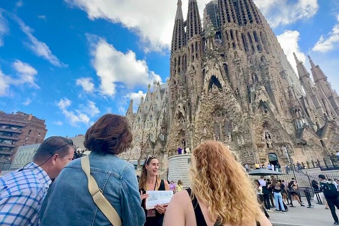 Barcelona: Sagrada Familia & Park Guell Guided Tour + Transfer - Price and Value: Is $99 a Smart Use of Time?